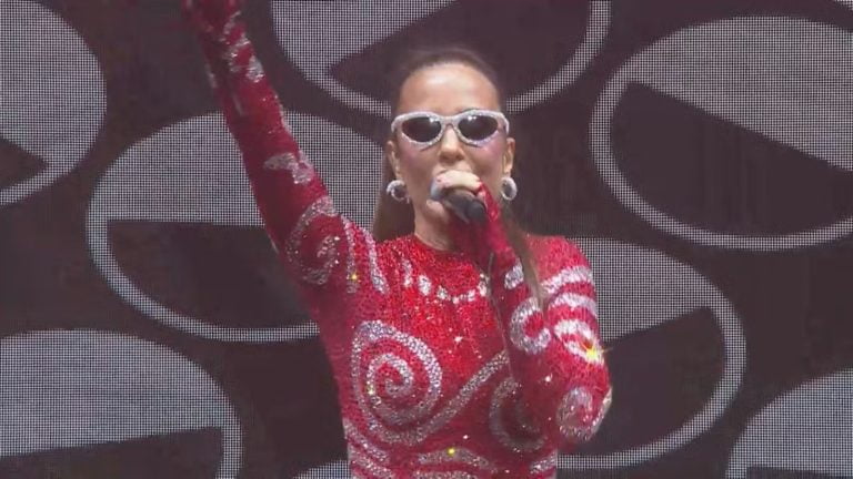 Ivete Sangalo cancela turnê de 30 anos de carreira por falhas de produção