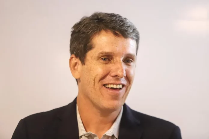 Prefeito de Jequié corta verba