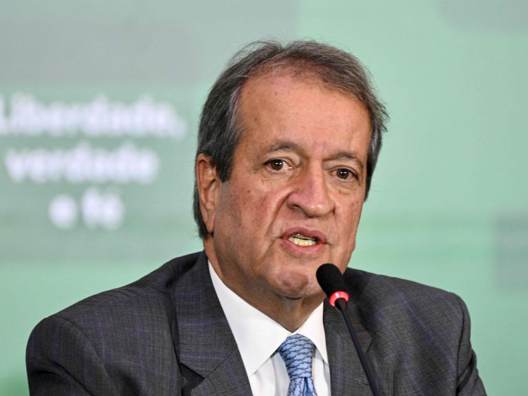 Valdemar Costa Neto escolhe depor na PF ao contrário de Aliados