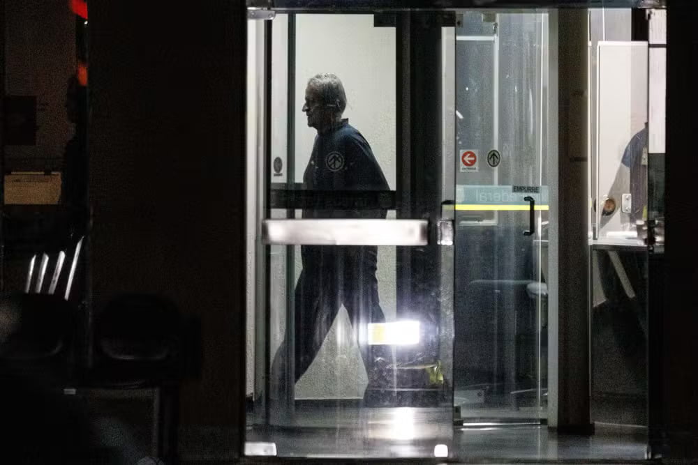 Valdemar Costa Neto é liberado por Alexandre de Moraes após prisão por posse ilegal de arma 1 Valdemar Costa Neto