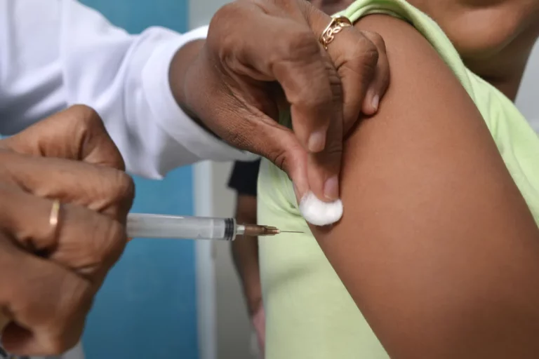 Bahia adere ao Dia D de combate à dengue com ações integradas