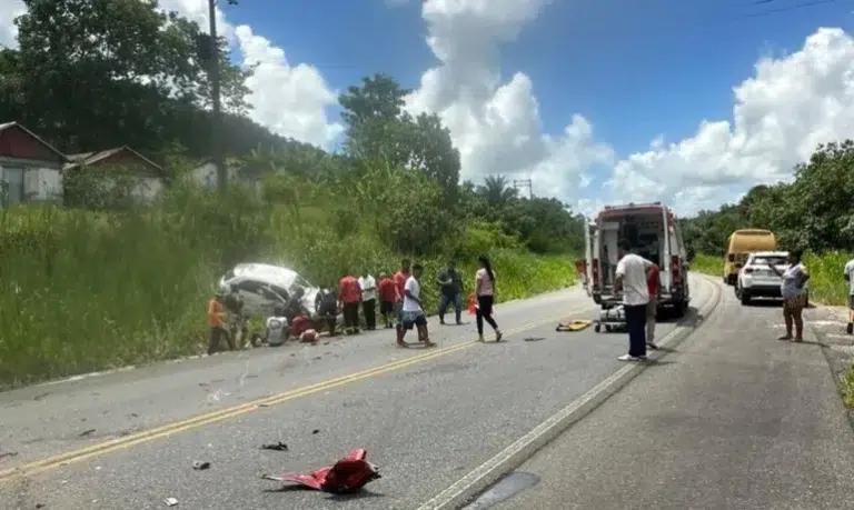 Tragédia na BR-415: Idoso morre e cinco ficam feridos em colisão em Ibicaraí