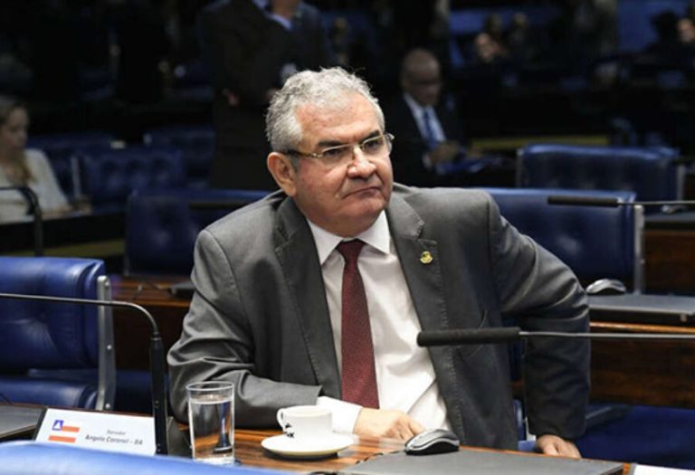 Senador Coronel critica governo Lula por suspender desoneração da folha