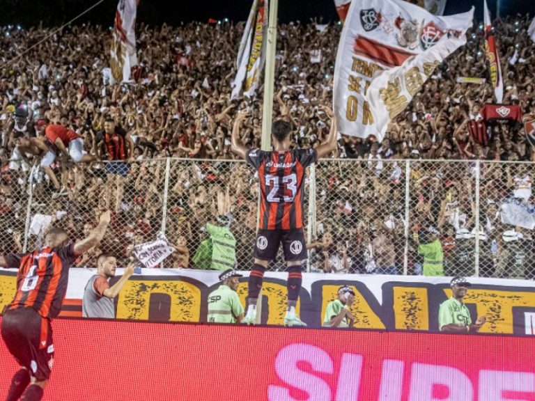 Vitória conquista o Campeonato Baiano após sete anos de espera