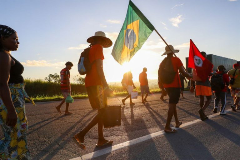 Procuradoria destaca conexão entre Invasão Zero e atos antidemocráticos; MST continua invasões