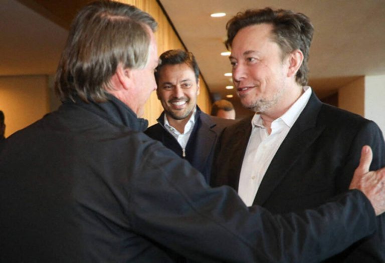 Plataforma X diminui transparência sobre suspensão de contas após compra por Elon Musk