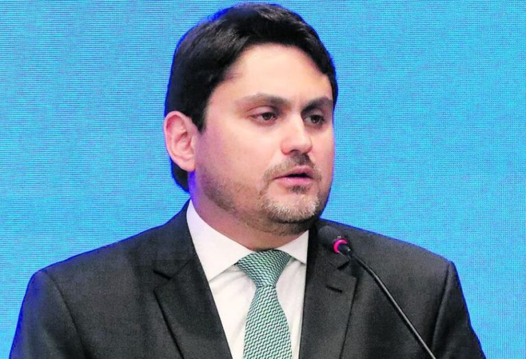 Relatório da CGU Revela Benefício Ilegal a Ministro em Obra da Codevasf