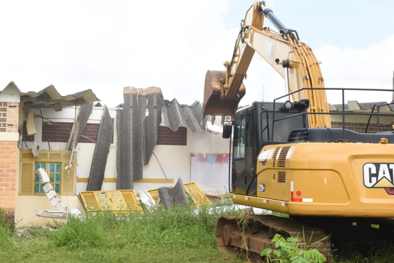 Reconstrução de escola em Cajazeiras VIII recebe aporte de R$ 10 Mi da Prefeitura de Salvador