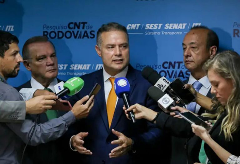 Ministério Público pede condenação de Renan Filho e Paulo Dantas por abuso de poder econômico