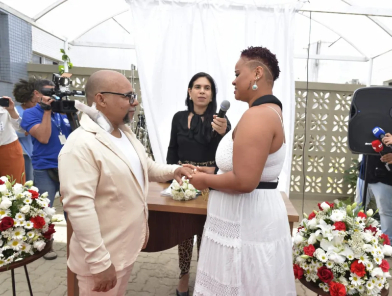 Casamento inusitado: Noivo se casa em hospital após infarto em Salvador