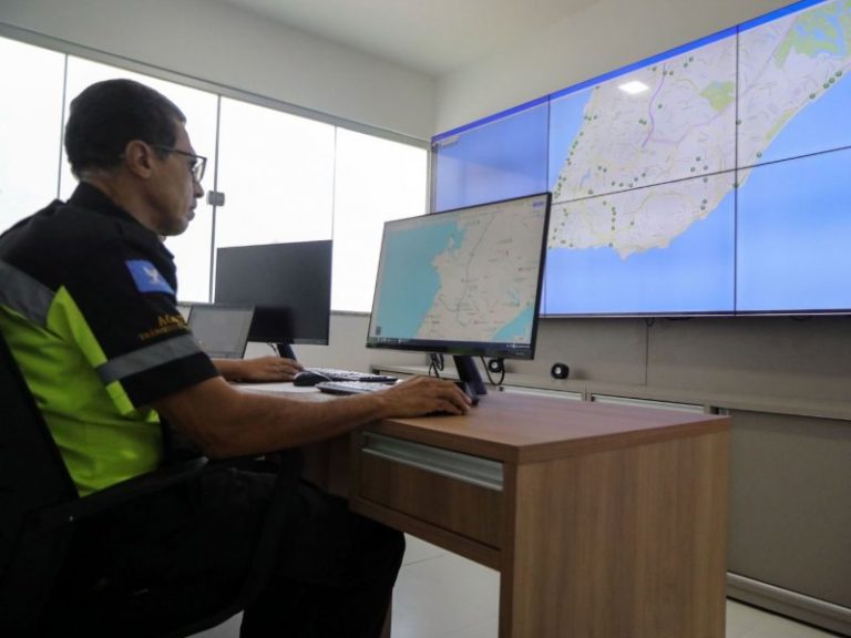 Salvador implanta Centro de Controle Semafórico para melhorar o trânsito