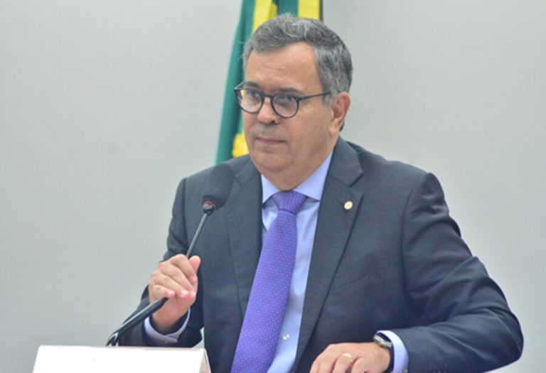 Félix Mendonça mantém pré-candidatura de Dr. Isaac Nery em Itabuna