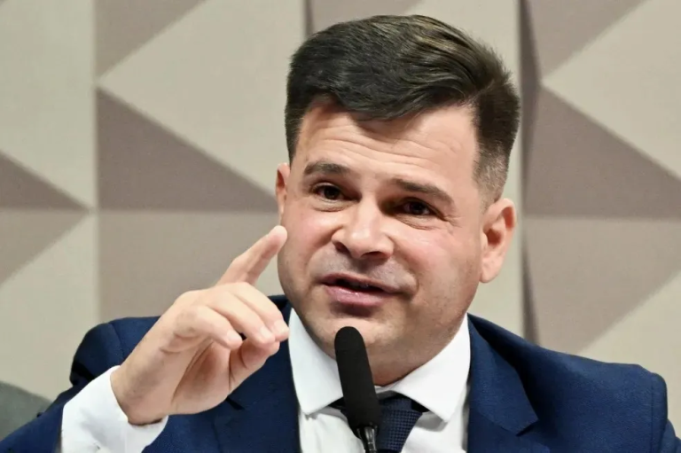 Ex-diretor da PRF, Silvinei Vasques, é liberado por determinação do STF