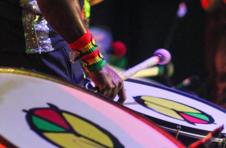 Olodum celebra 226 anos da Revolta dos Búzios em ensaio no Pelourinho