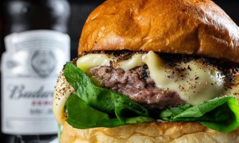 Festival Salvador Burger Gourmet oferece combos com preços especiais