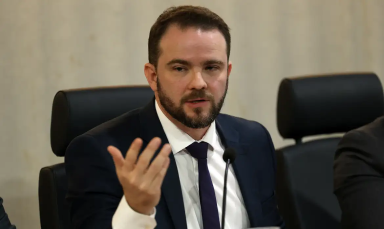 Orçamento de 2025 busca R$ 166,2 bilhões extras para eliminar déficit primário