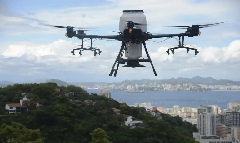 PF prende militar da Marinha por operar drone lançador de granada para o tráfico no Rio de Janeiro
