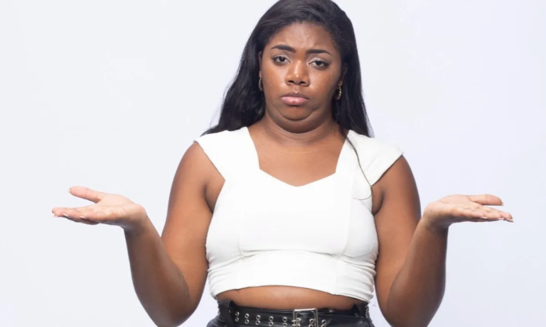 Necessidade de cuidados especiais leva à desclassificação de Raquel Brito de A Fazenda 16