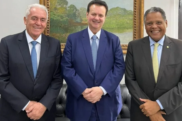 Antonio Brito explica desistência da presidência da Câmara durante evento em Salvador