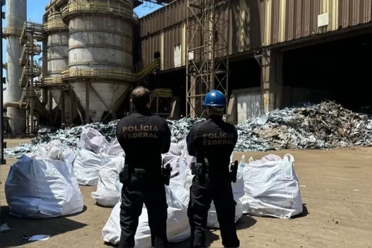 Polícia Federal incinera 3 toneladas de drogas apreendidas do PCC em operação com forte segurança 1 polícia federal