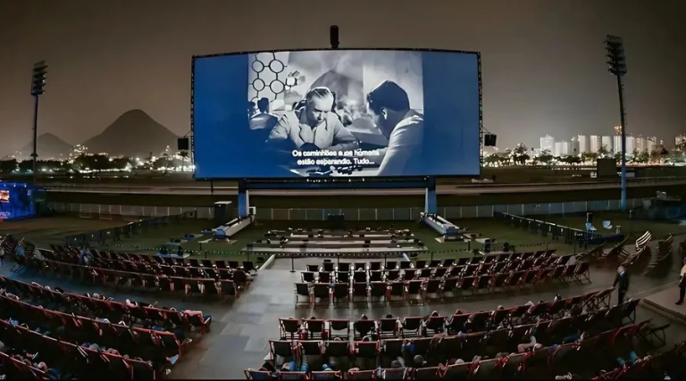 Cinema a céu aberto gratuito chega a Salvador em outubro
