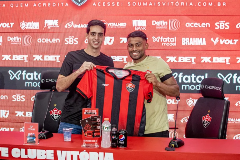 Ronald se une ao Vitória e destaca desafio: “Torcida dificulta para adversários”