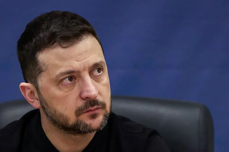Zelensky afirma que paz duradoura na Ucrânia é “totalmente factível” com apoio dos EUA e Europa