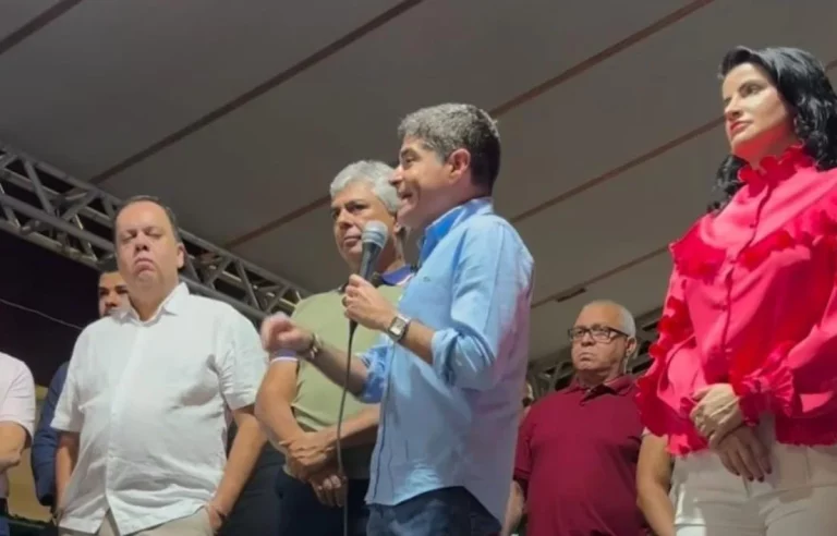 Elmar Nascimento volta a dividir palanque com ACM Neto após aproximação com o PT