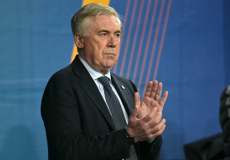Ancelotti elogia vitória do Brasil sobre o Paraguai e destaca atuação de Vini Jr.