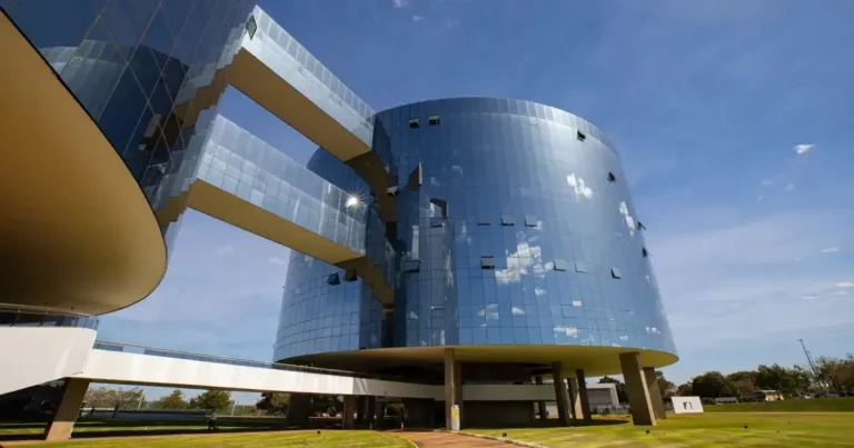 MPF quer criar fundo bilionário com emendas para bancar prédios, carros e penduricalhos