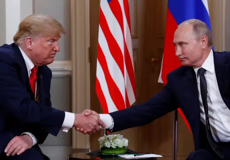 Trump e Putin se reúnem no Alasca para discutir cessar-fogo na Ucrânia