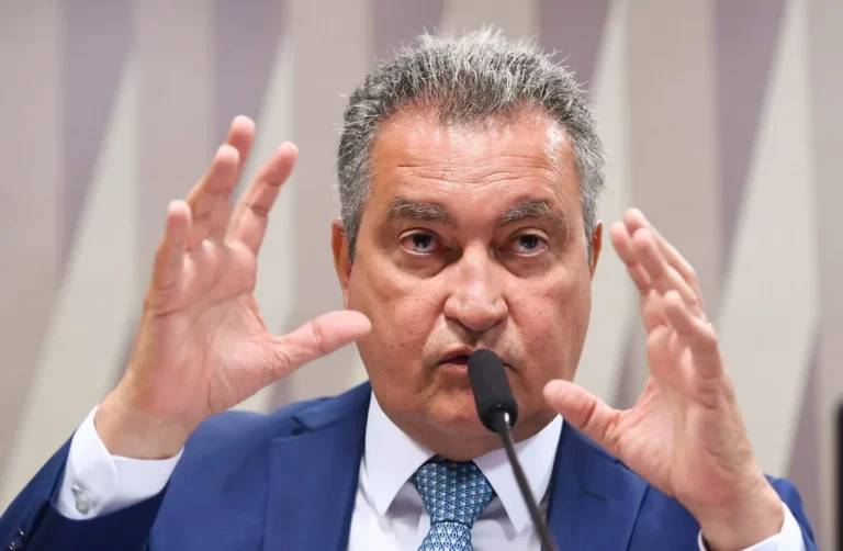 Rui Costa cobra ministros de Lula por maior atuação nos Estados