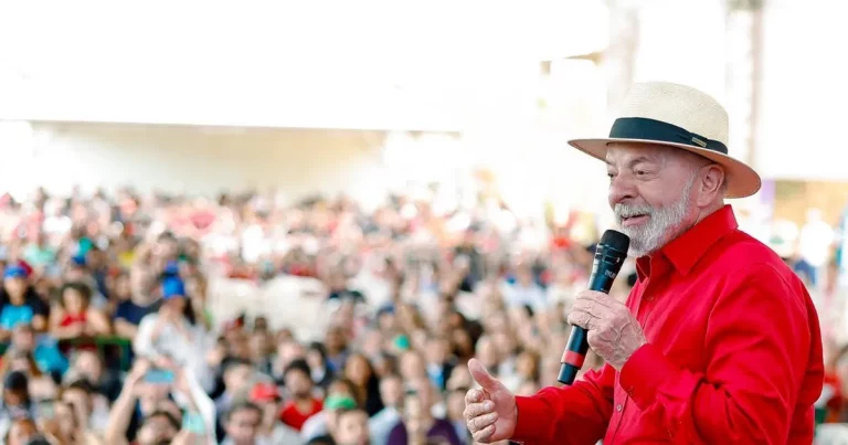 Lula confirma candidatura à reeleição em 2026 e promete disputar “para ganhar”