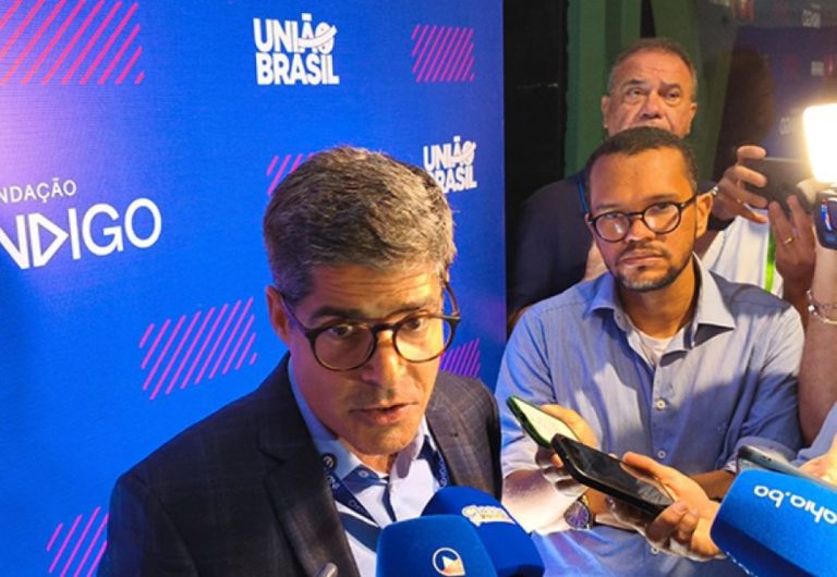 ACM Neto critica PEC da Blindagem e defende Rueda após acusações de ligação com PCC