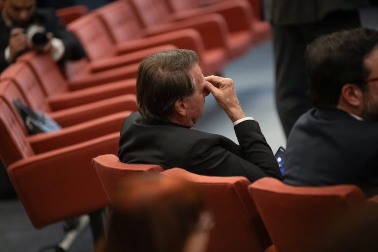 STF inicia julgamento de Bolsonaro e aliados por suposta trama golpista: veja cronograma da 1ª semana