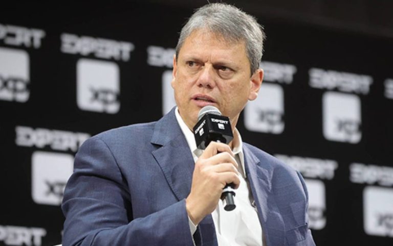 Tarcísio descarta Planalto, confirma reeleição e diz que redução de penas não basta