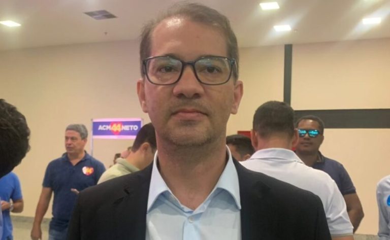 Prefeito de Teixeira de Freitas cria nova secretaria de Turismo e nomeia a esposa para o cargo