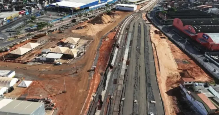 Governo da Bahia desapropria área de 12 mil m² para avanço das obras do VLT em Salvador