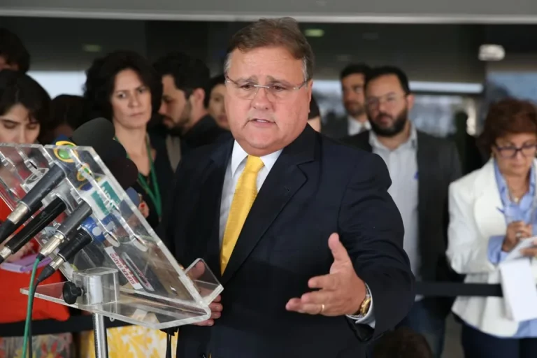 Geddel defende manutenção de Geraldo Jr. e Angelo Coronel na chapa de Jerônimo em 2026