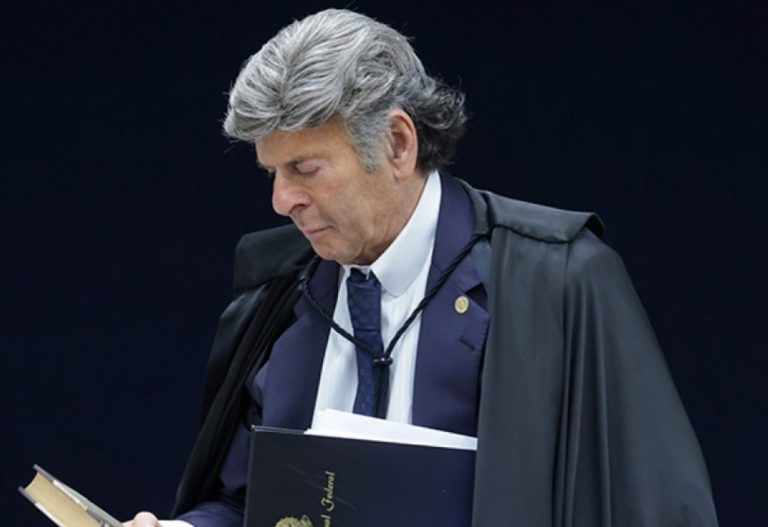 Fux pede transferência de turma no STF e deve deixar julgamentos da trama golpista