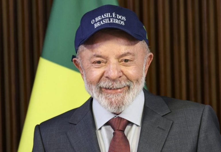 Brasil articula encontro entre Lula e Donald Trump na Malásia no domingo (26)