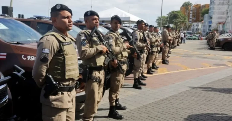 Jerônimo envia à AL-BA projeto que cria Código de Ética da PM e dos Bombeiros e atualiza punições disciplinares