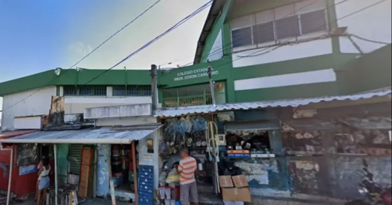 Alunos de 12 anos são flagrados tentando envenenar professoras em escola estadual de Salvador