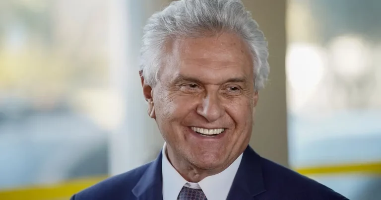 Caiado se reúne com presidente do União e pede fim da federação com o PP