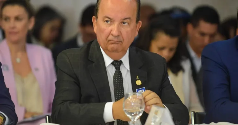 Santa Catarina sanciona lei que proíbe cotas raciais em universidades estaduais