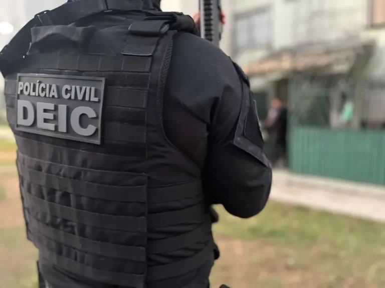 Esquema com servidores públicos leva quatro à prisão em Salvador durante operação da Polícia Civil