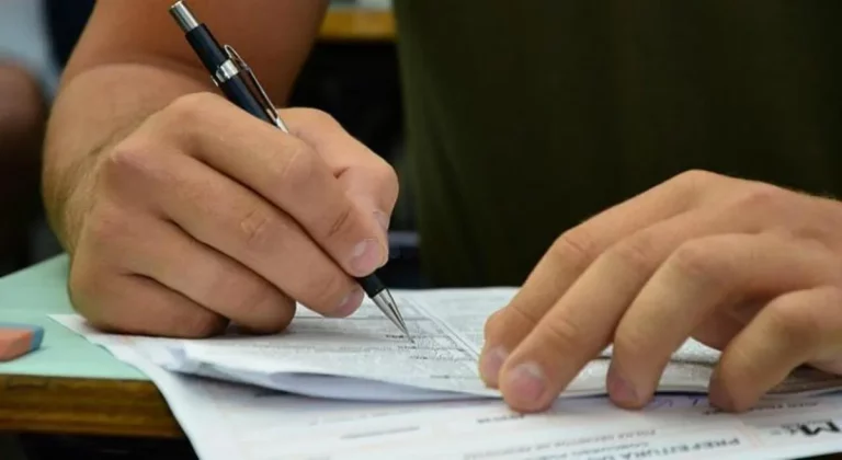 Câmara Municipal abre concurso público com salários de quase R$ 5 mil