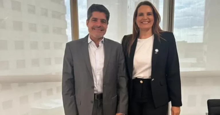 Sheila Lemos admite deixar prefeitura para ser vice de ACM Neto