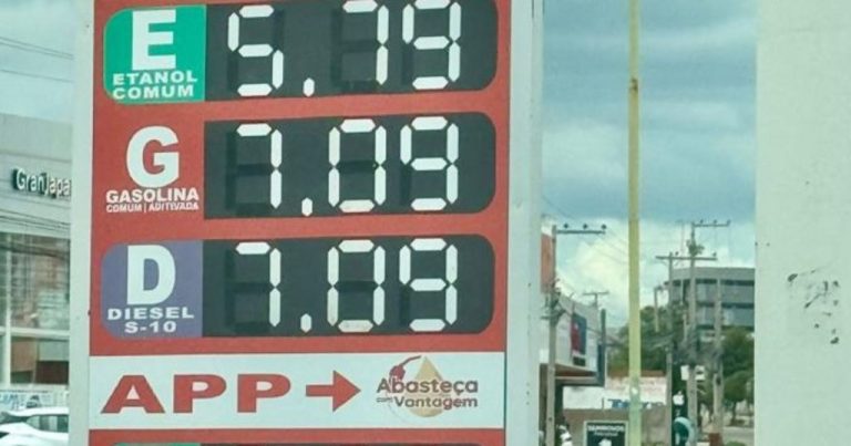 Gasolina chega a R$ 7,75 em Porto Seguro após novo reajuste