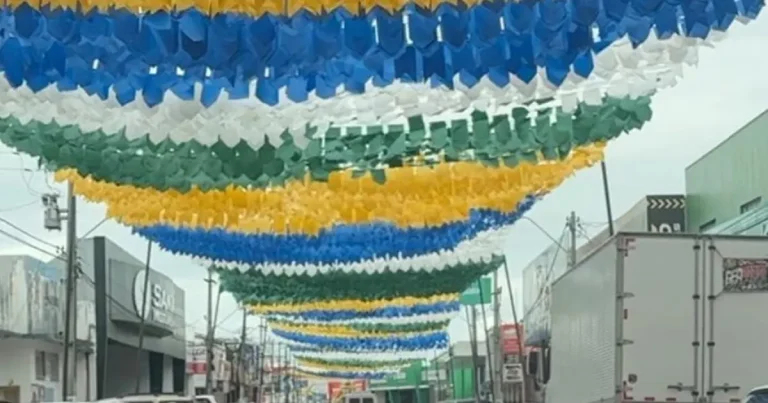Prefeitura de Santo Antônio de Jesus instala decoração junina antes de licitação milionária e prefeitura se explica